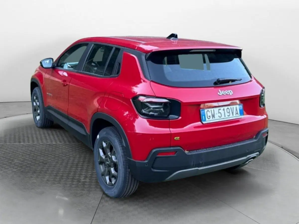 Jeep Avenger nuova a Salerno (3)