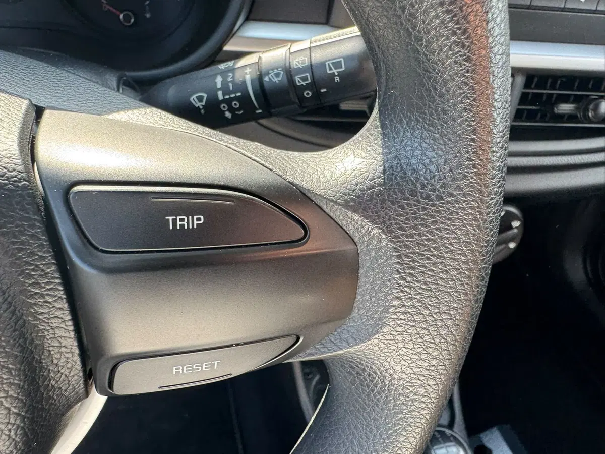 Kia Picanto usata a Salerno (19)