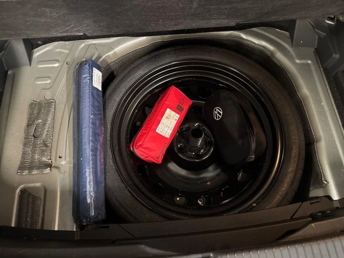 Volkswagen T-Cross usata a Prato (16)