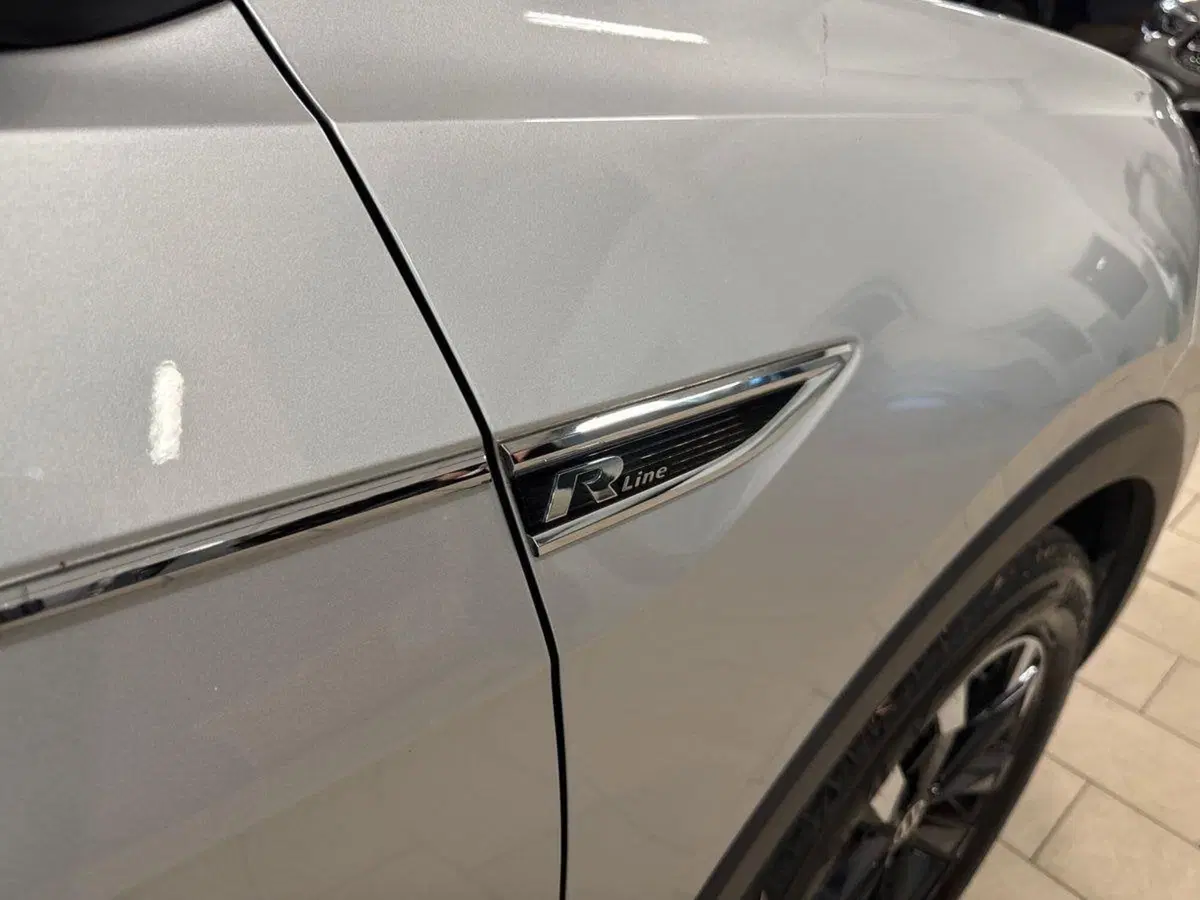 Volkswagen T-Cross usata a Prato (17)