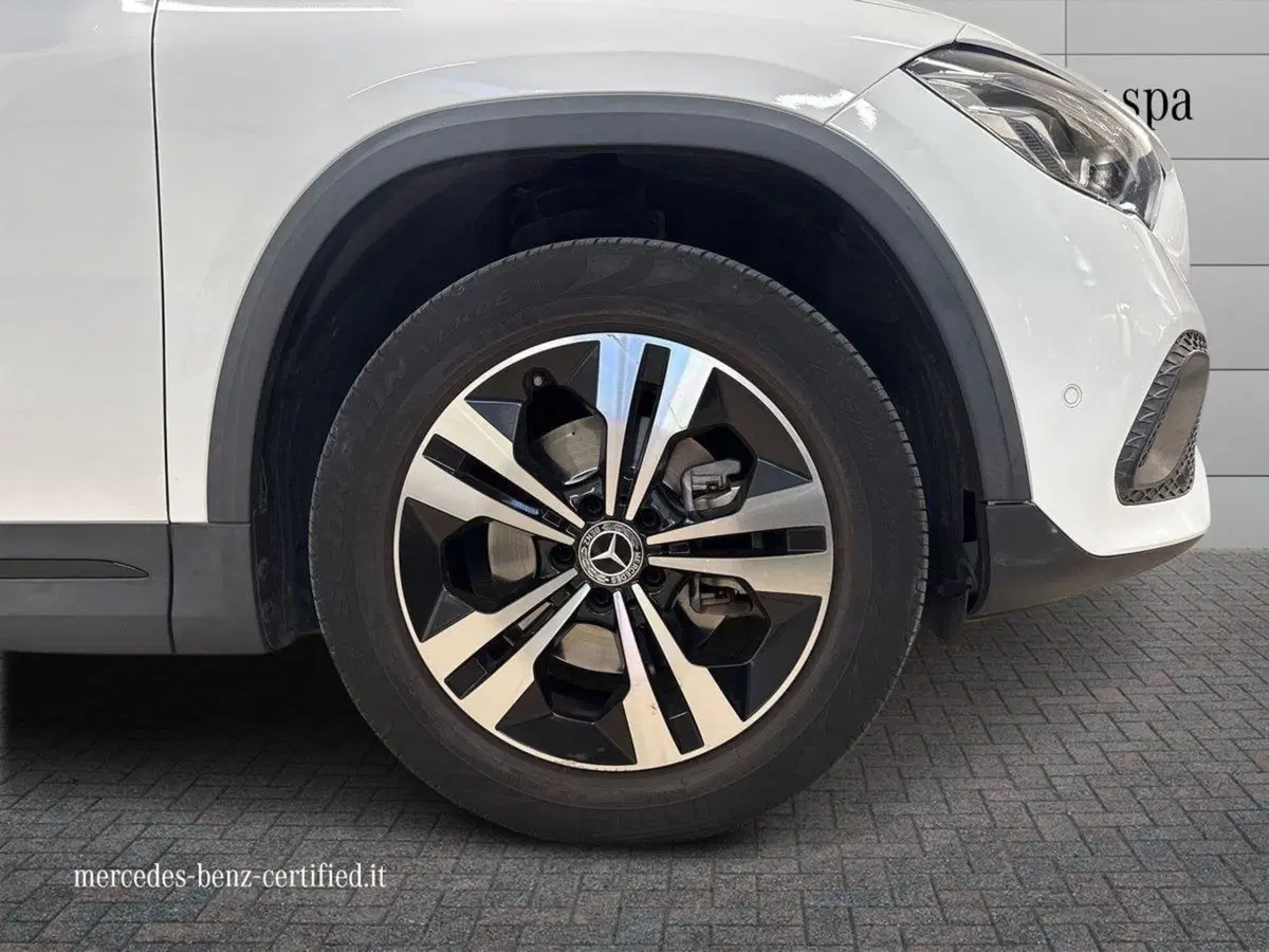 Mercedes-Benz GLA SUV usata a Prato (17)