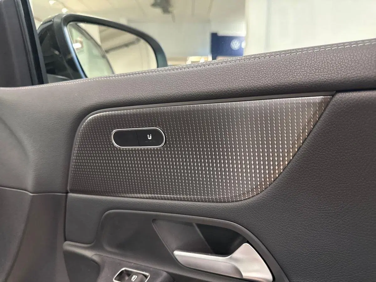 Mercedes-Benz GLA SUV usata a Prato (20)