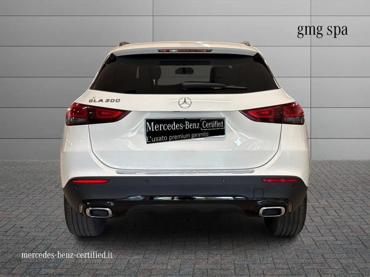 Mercedes-Benz GLA SUV usata a Prato (4)