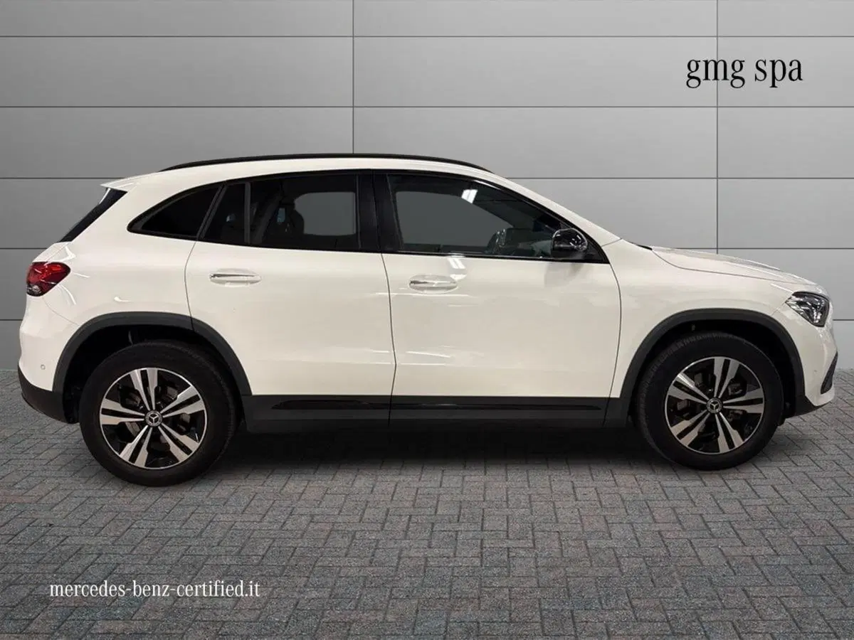 Mercedes-Benz GLA SUV usata a Prato (5)