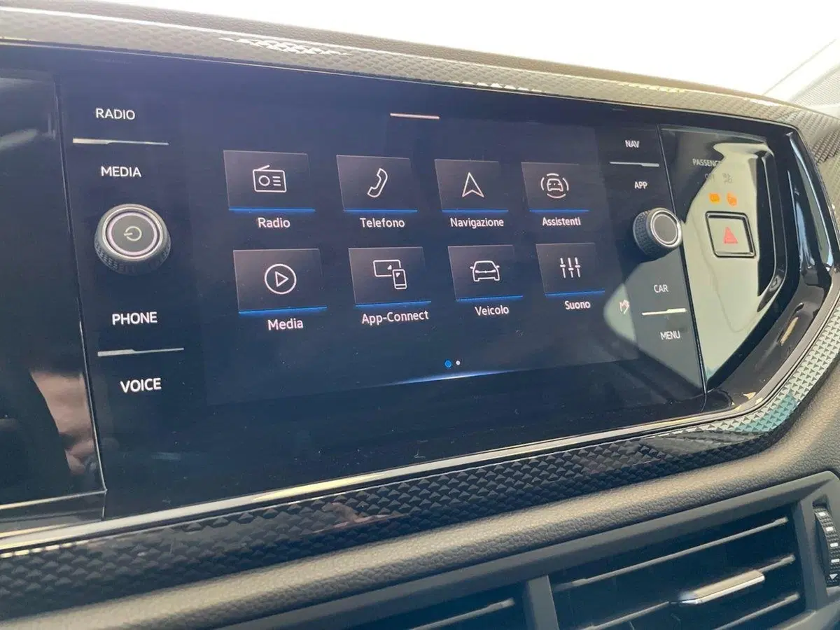 Volkswagen Taigo nuova a Pistoia (14)