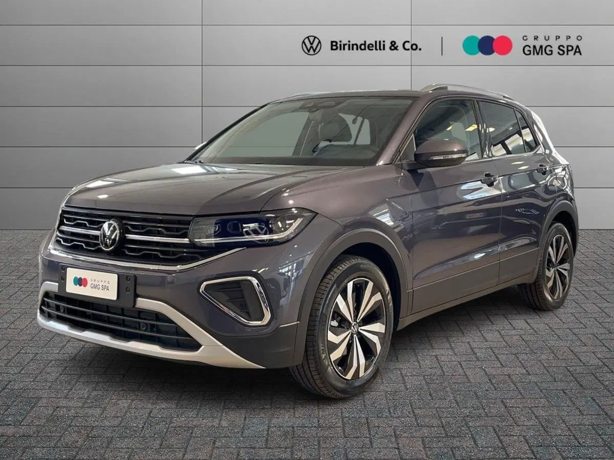 Volkswagen T-Cross nuova a Pistoia