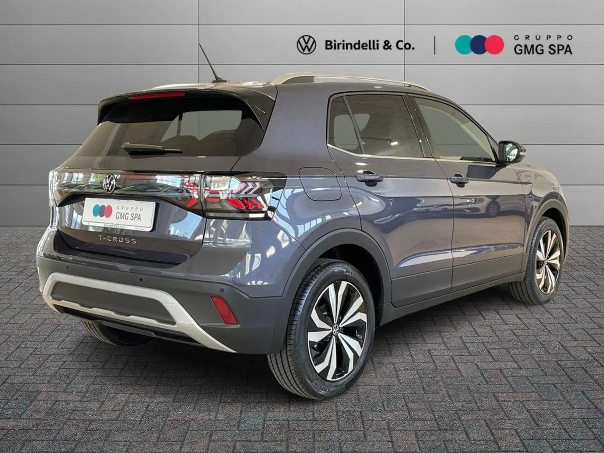 Volkswagen T-Cross nuova a Pistoia (3)