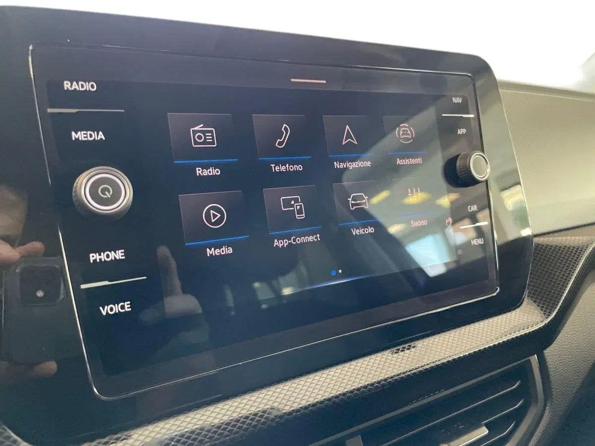 Volkswagen T-Cross nuova a Pistoia (14)