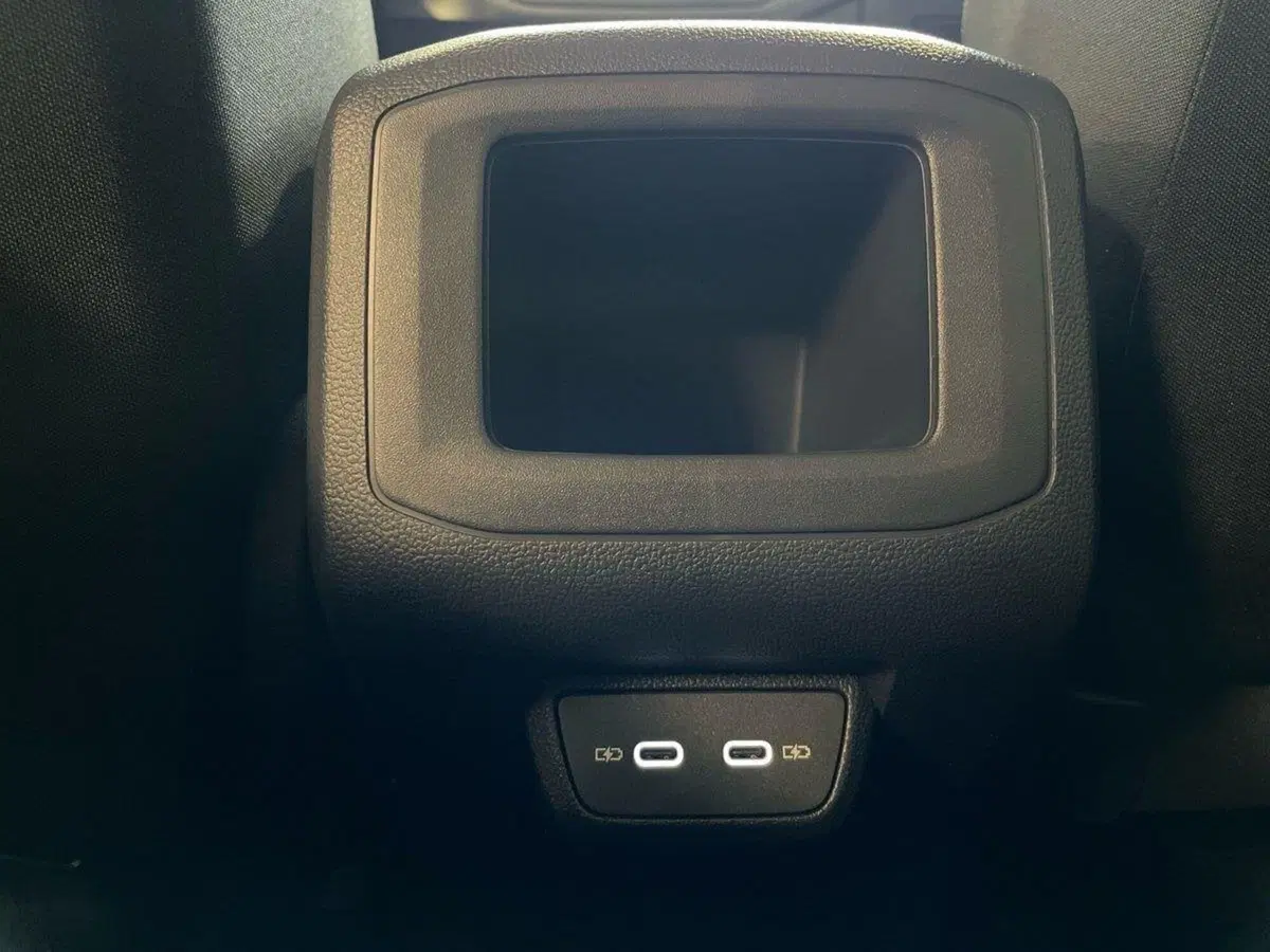 Volkswagen T-Cross nuova a Pistoia (16)