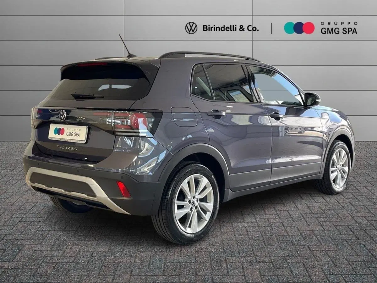 Volkswagen T-Cross nuova a Pistoia (3)