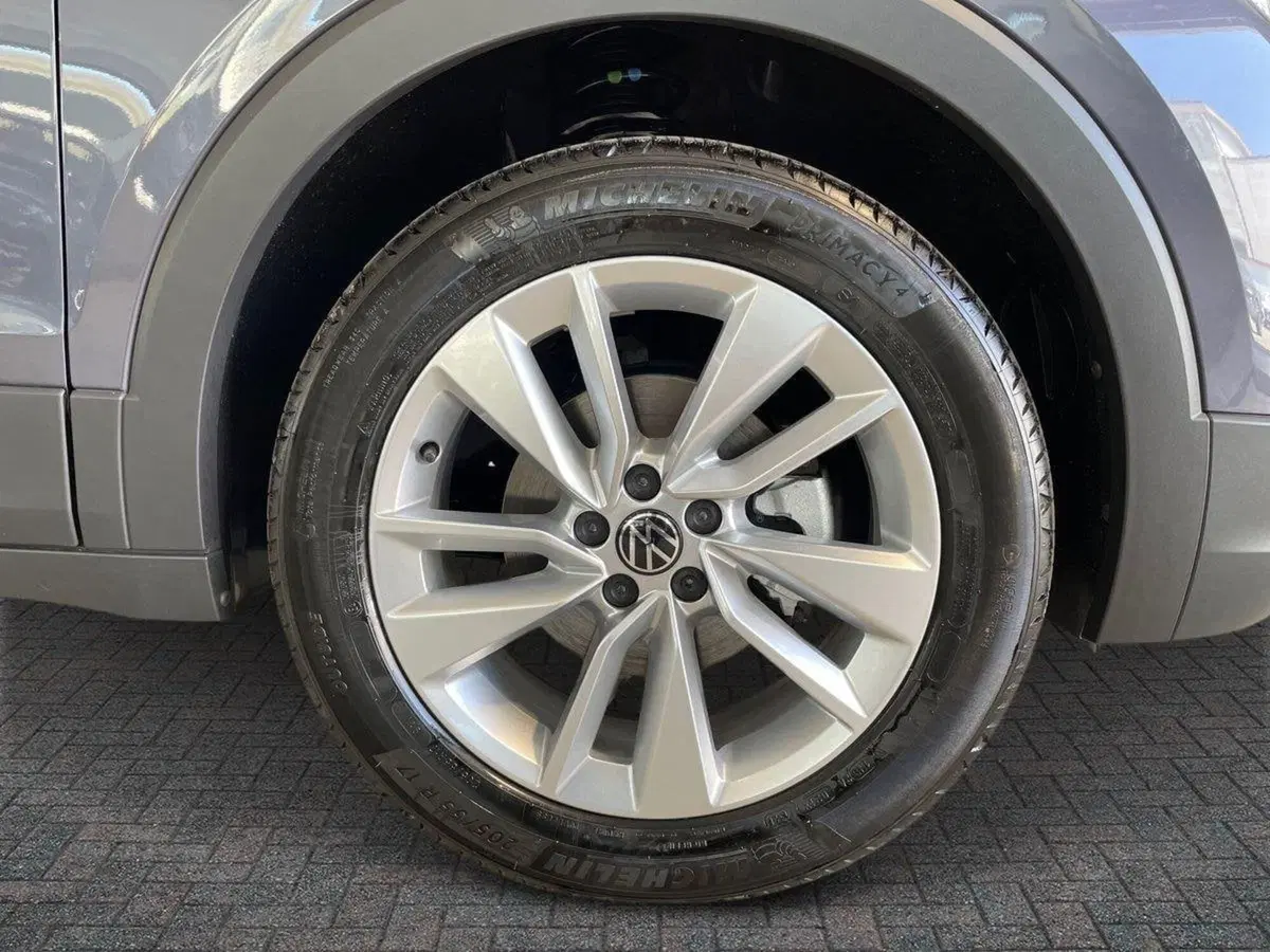 Volkswagen T-Cross nuova a Pistoia (6)