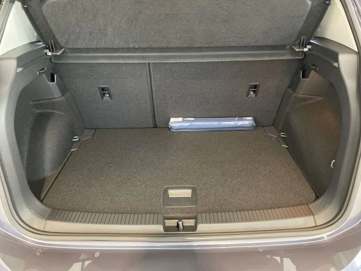 Volkswagen T-Cross nuova a Pistoia (8)