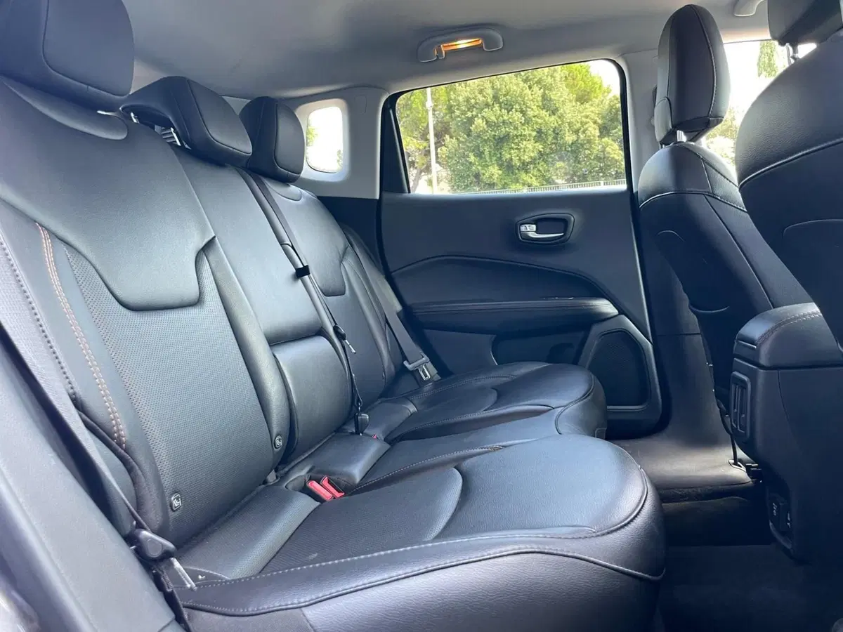 Jeep Compass usata a Ancona (18)