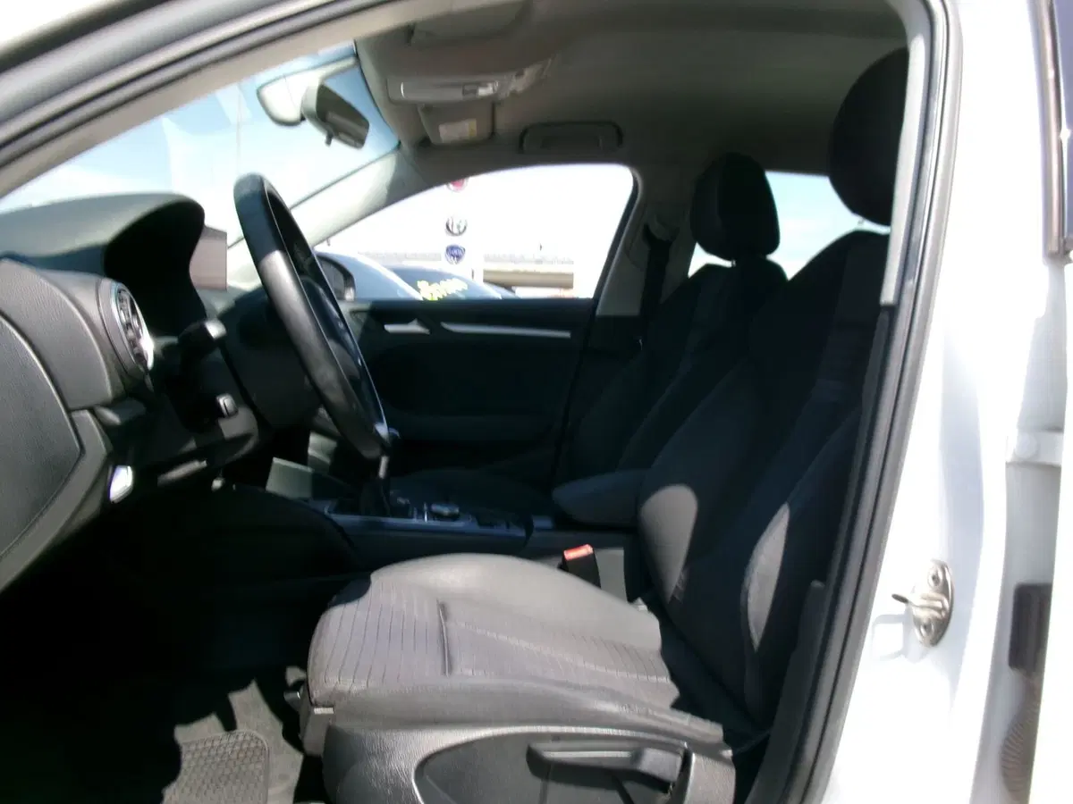 Audi A3 Sportback usata a Venezia (12)