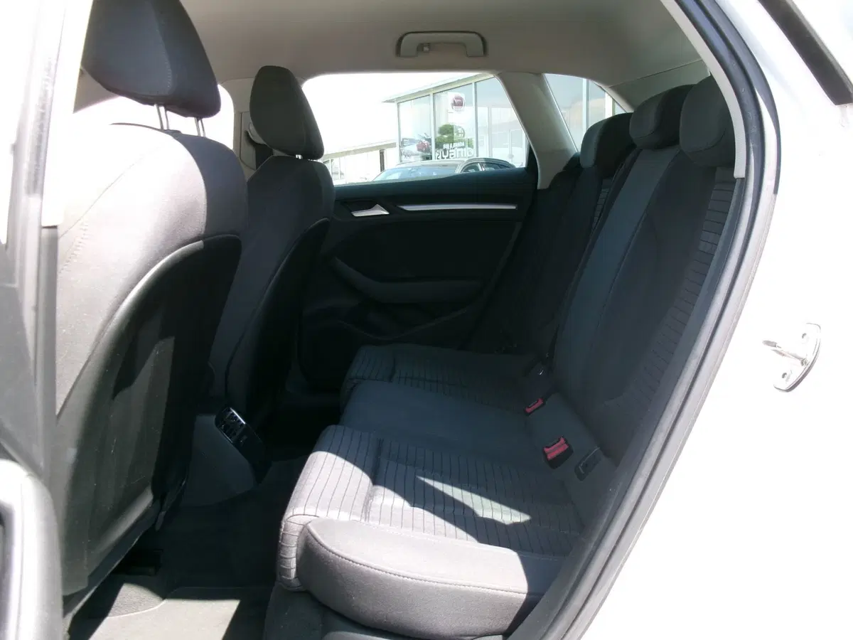 Audi A3 Sportback usata a Venezia (13)