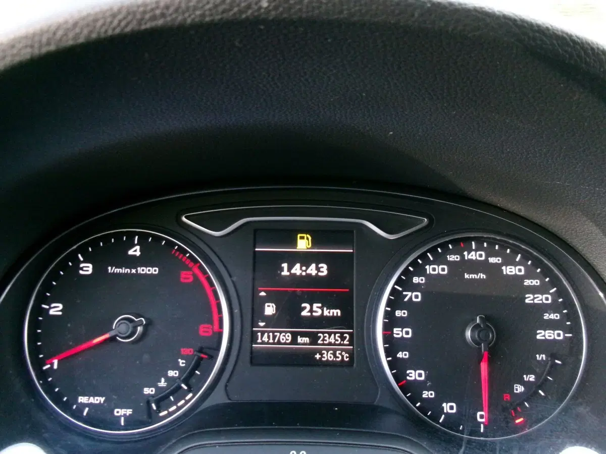 Audi A3 Sportback usata a Venezia (9)