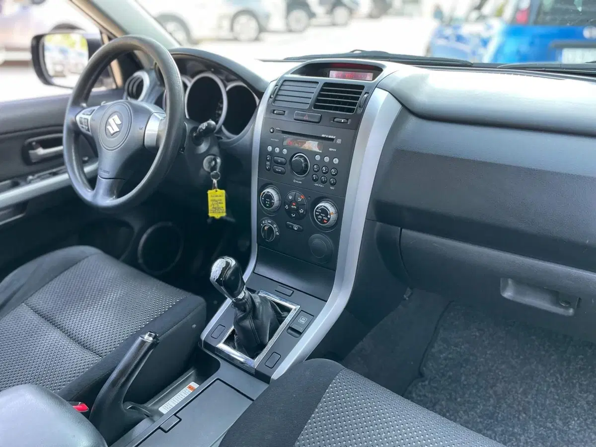 Suzuki Grand Vitara usata a Ancona (15)