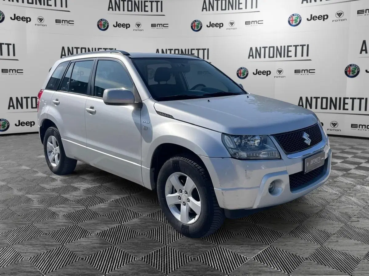 Suzuki Grand Vitara usata a Ancona (3)