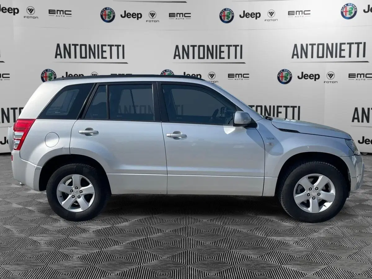 Suzuki Grand Vitara usata a Ancona (4)