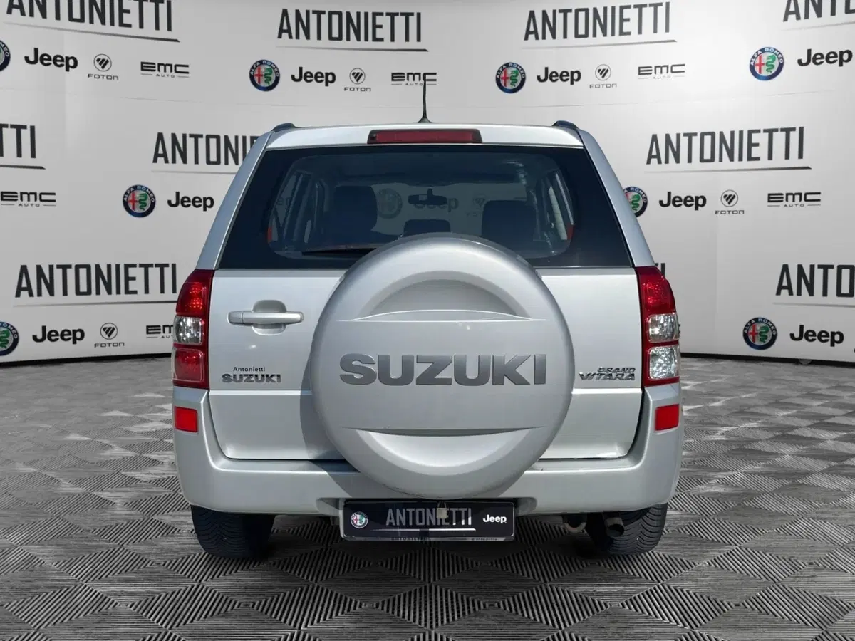 Suzuki Grand Vitara usata a Ancona (6)