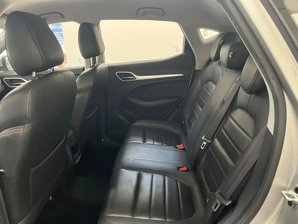 Mg ZS usata a Lucca (11)