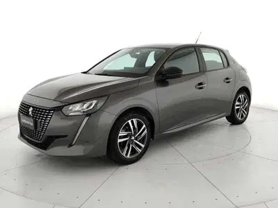 Peugeot 208 PureTech 75 Stop&amp;Start 5 porte Active del 2023 usata a Teverola