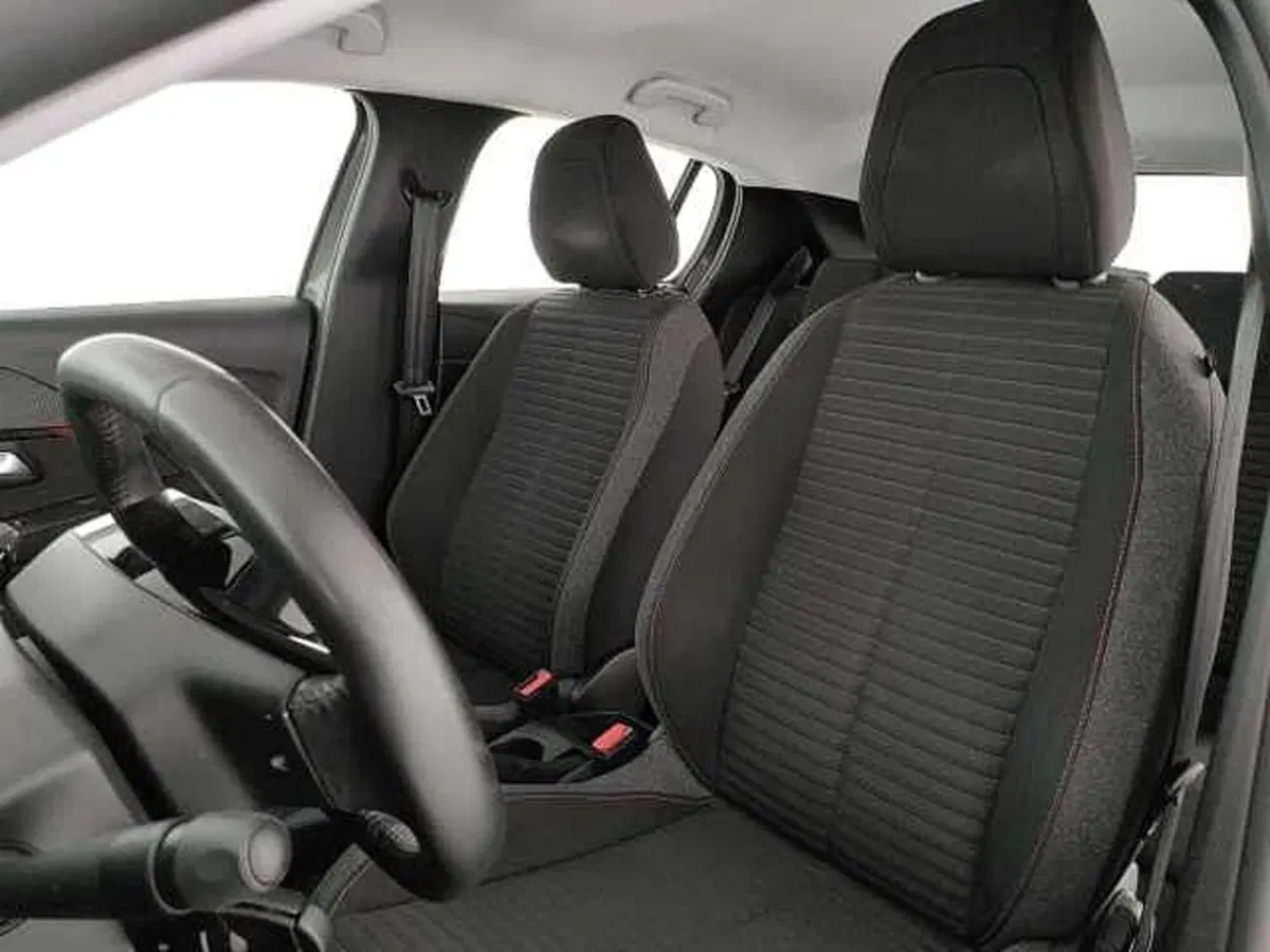 Peugeot 208 usata a Caserta (16)