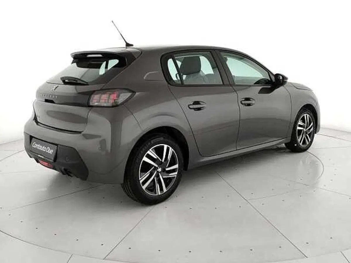 Peugeot 208 usata a Caserta (5)