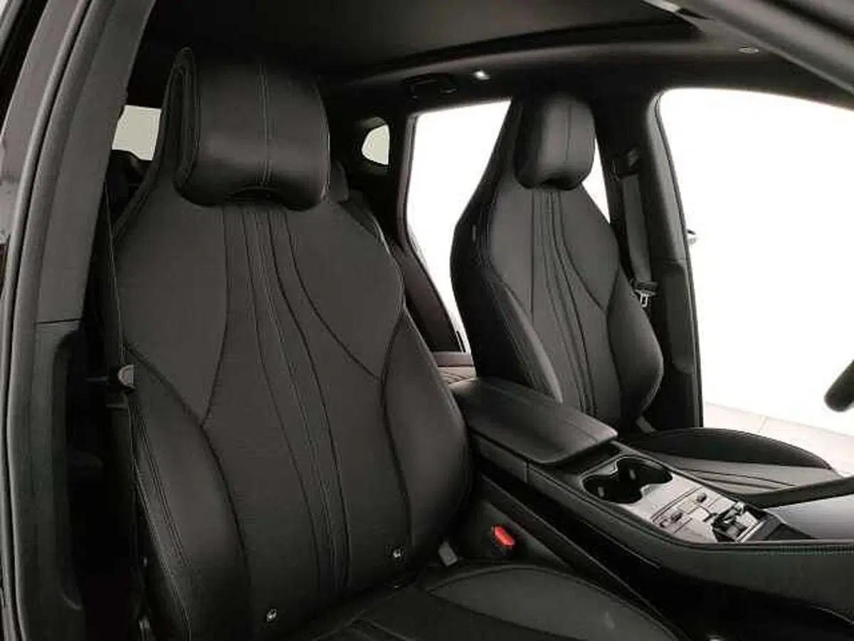 Byd Seal U DM-i usata a Caserta (15)