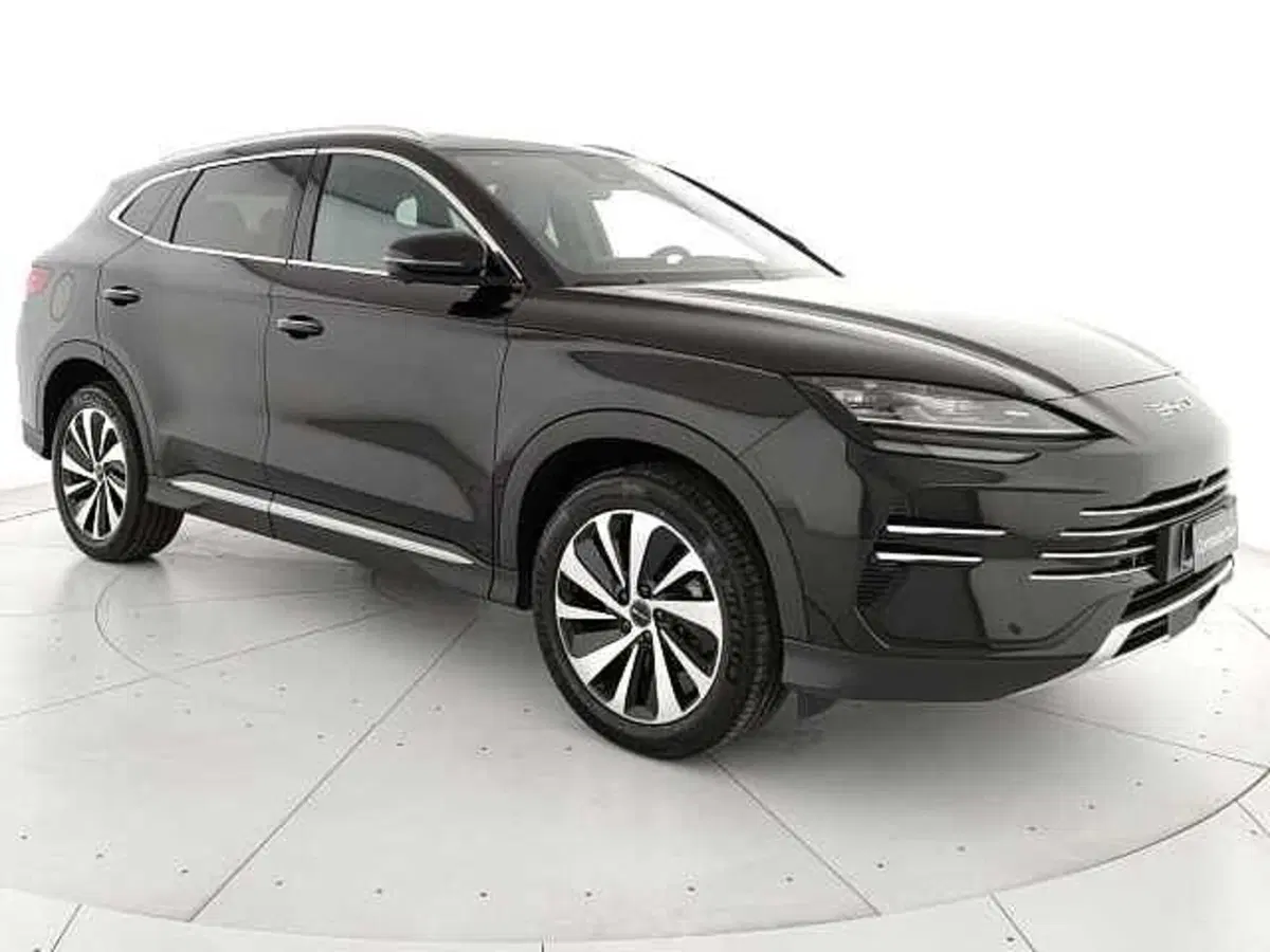 Byd Seal U DM-i usata a Caserta (3)