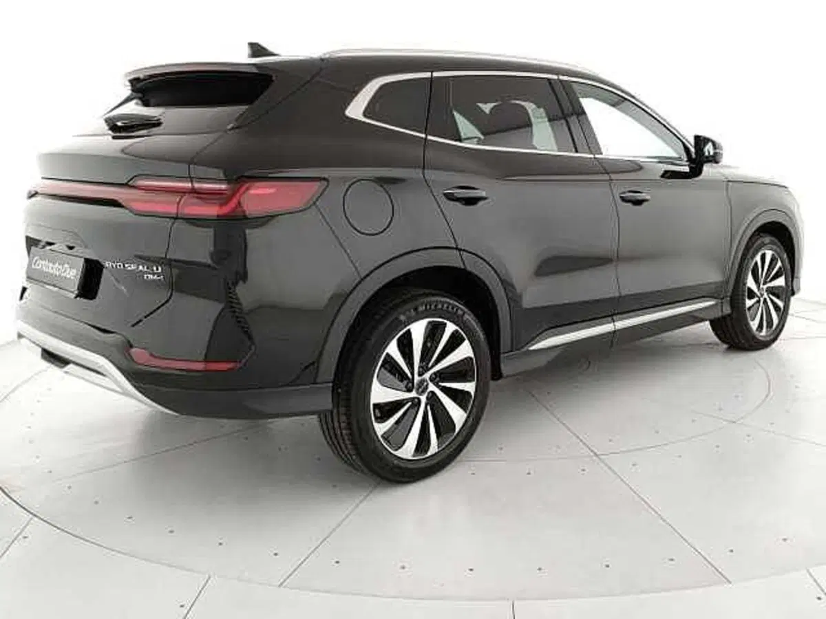 Byd Seal U DM-i usata a Caserta (5)