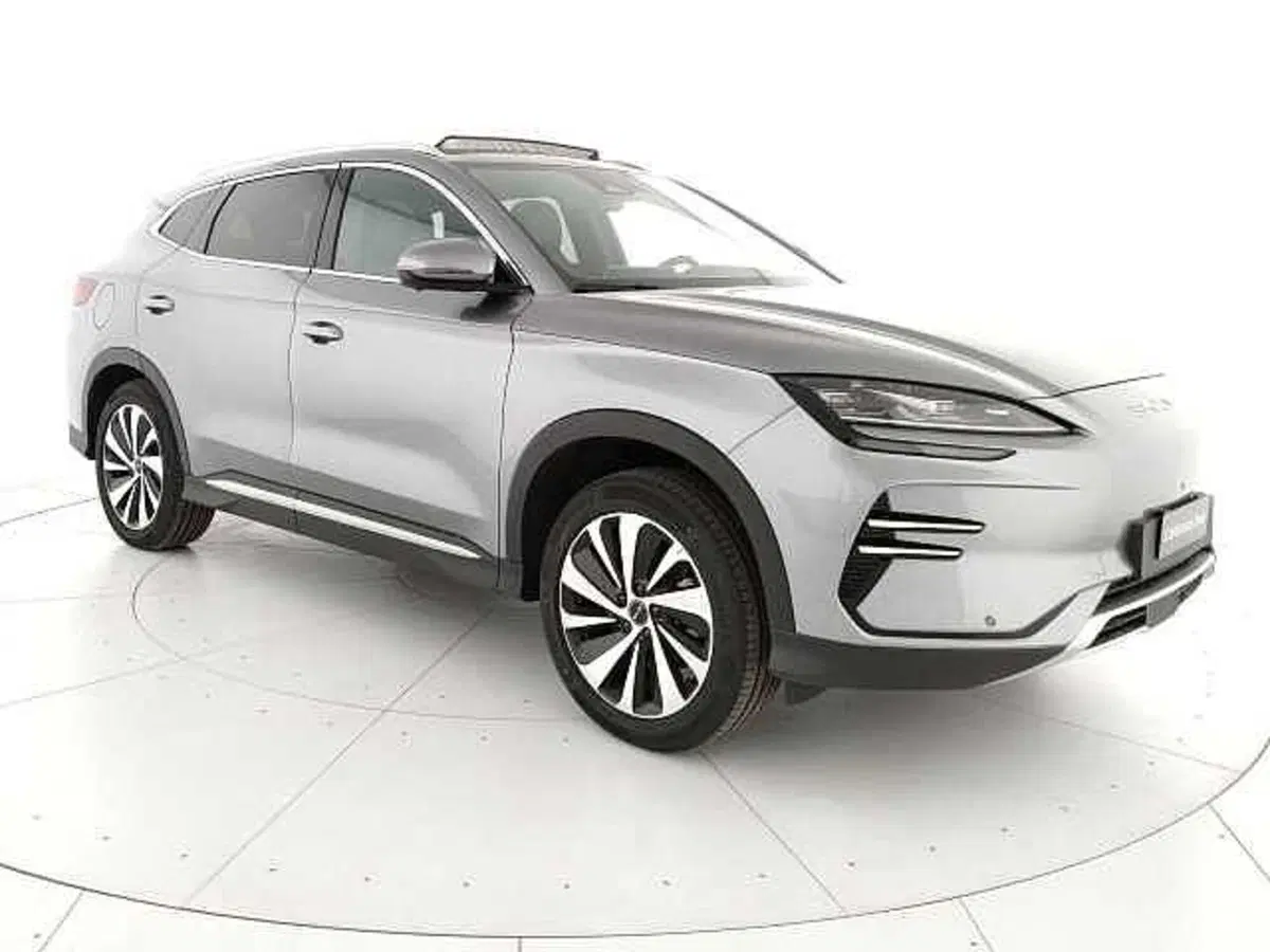 Byd Seal U DM-i usata a Caserta (3)