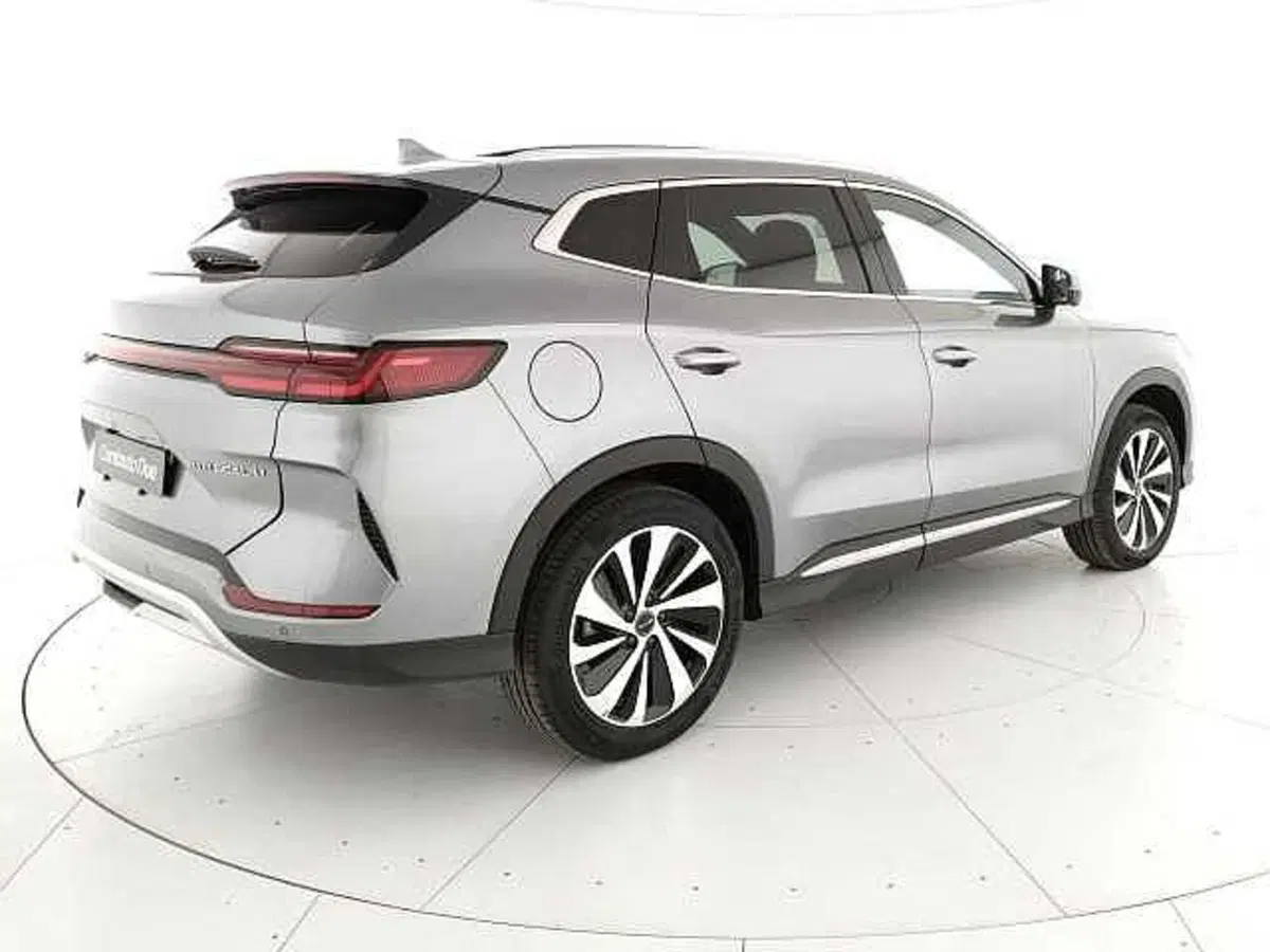 Byd Seal U DM-i usata a Caserta (5)