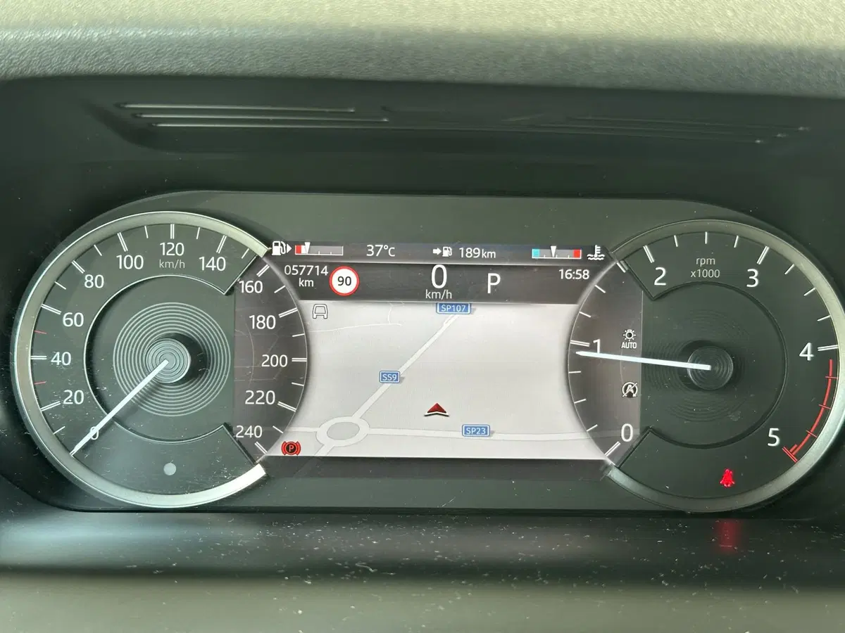 Land Rover Discovery Sport usata a Lodi (10)