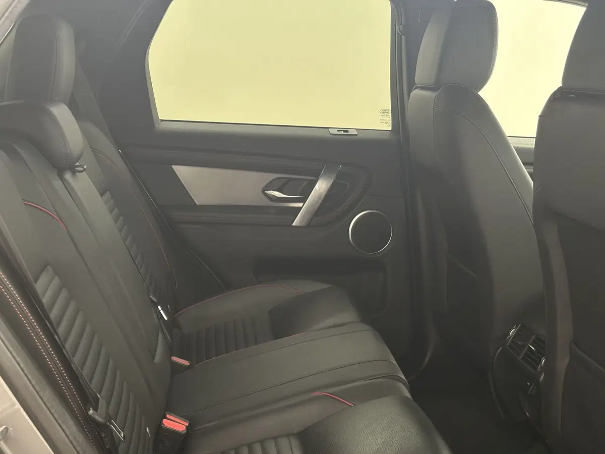 Land Rover Discovery Sport usata a Lodi (5)