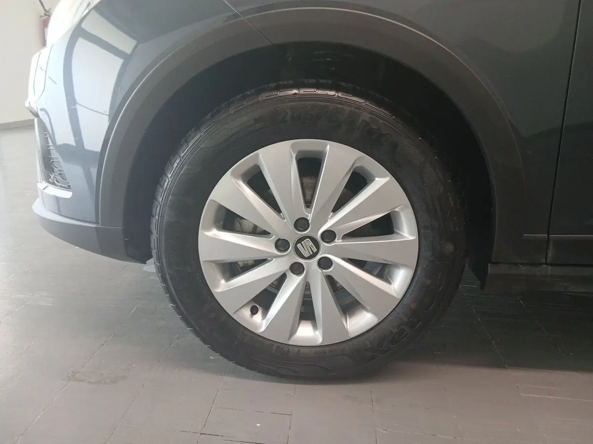 SEAT Arona usata a Arezzo (9)