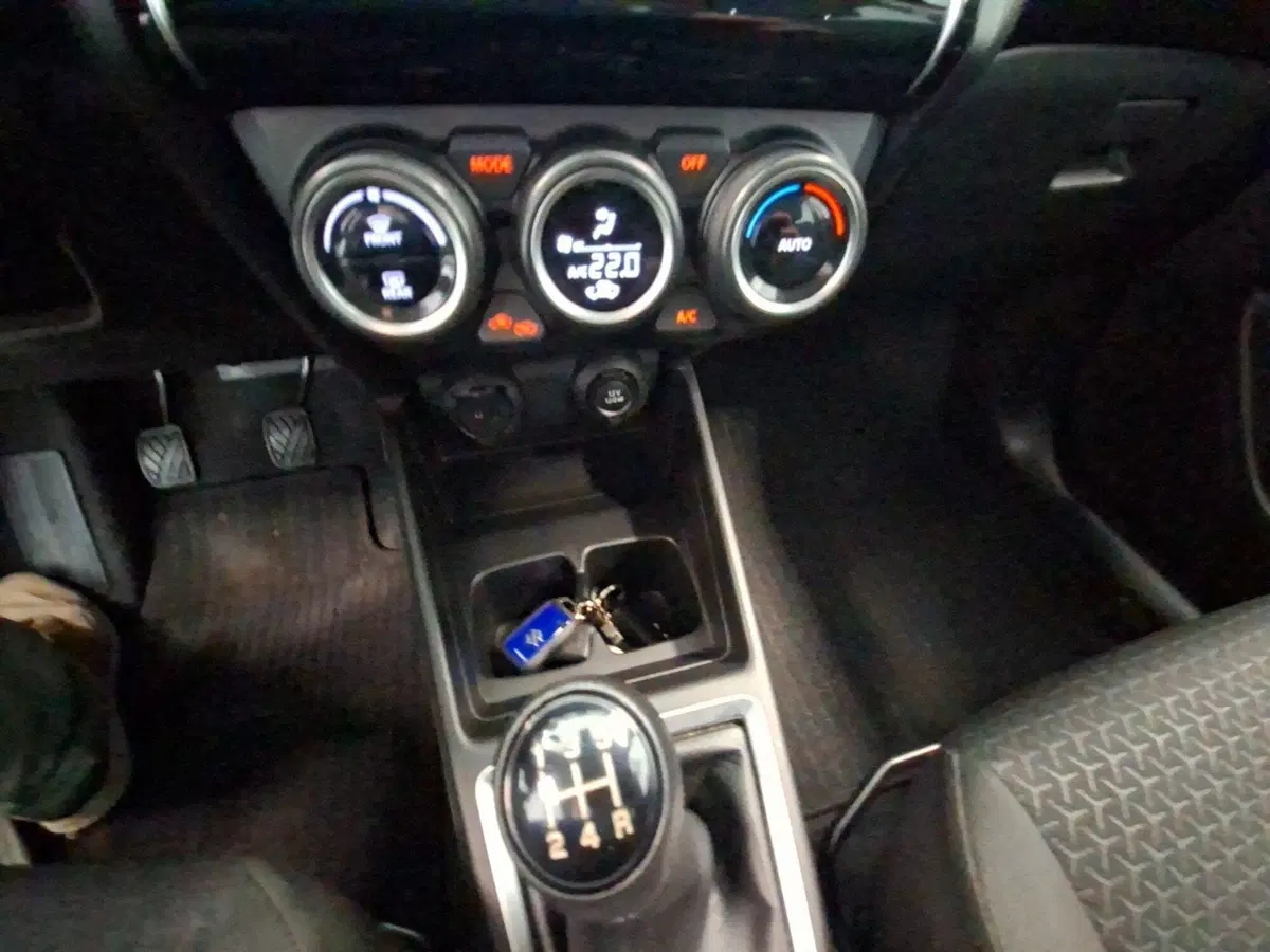Suzuki Swift usata a Arezzo (17)