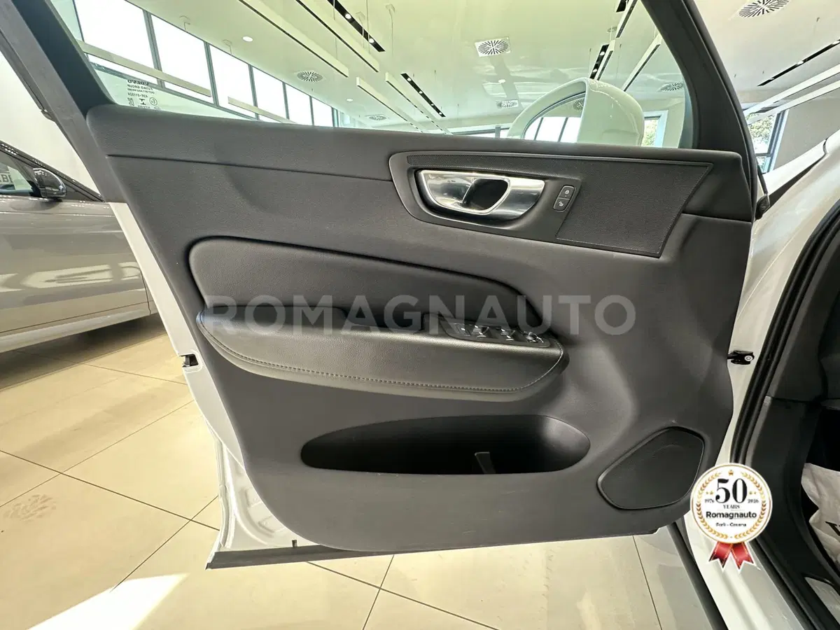Volvo XC60 usata a Forlì-Cesena (15)
