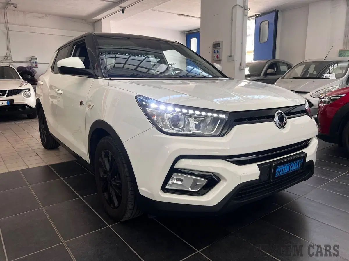 Ssangyong Tivoli usata a Monza e Brianza (3)