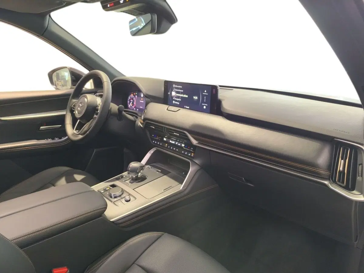 Mazda CX-60 nuova a Udine (9)
