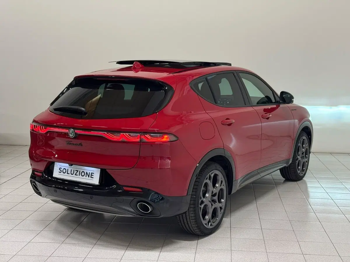 Alfa Romeo Tonale usata a Novara (2)