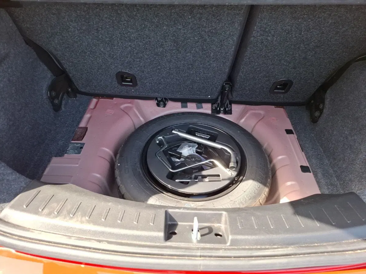 Lancia Ypsilon usata a Latina (10)