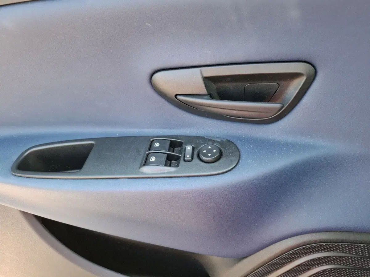 Lancia Ypsilon usata a Latina (20)