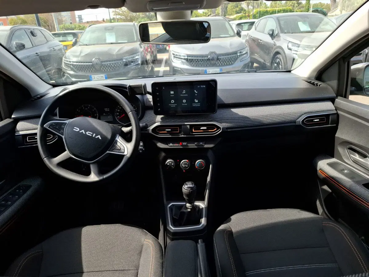 Dacia Sandero Stepway usata a Latina (12)