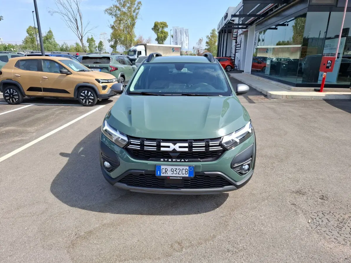 Dacia Sandero Stepway usata a Latina (6)