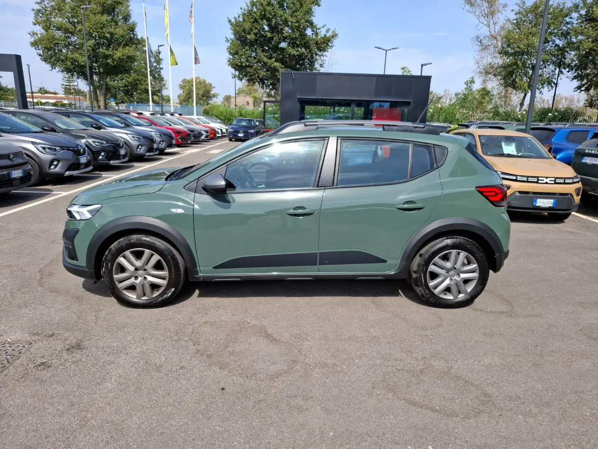 Dacia Sandero Stepway usata a Latina (7)