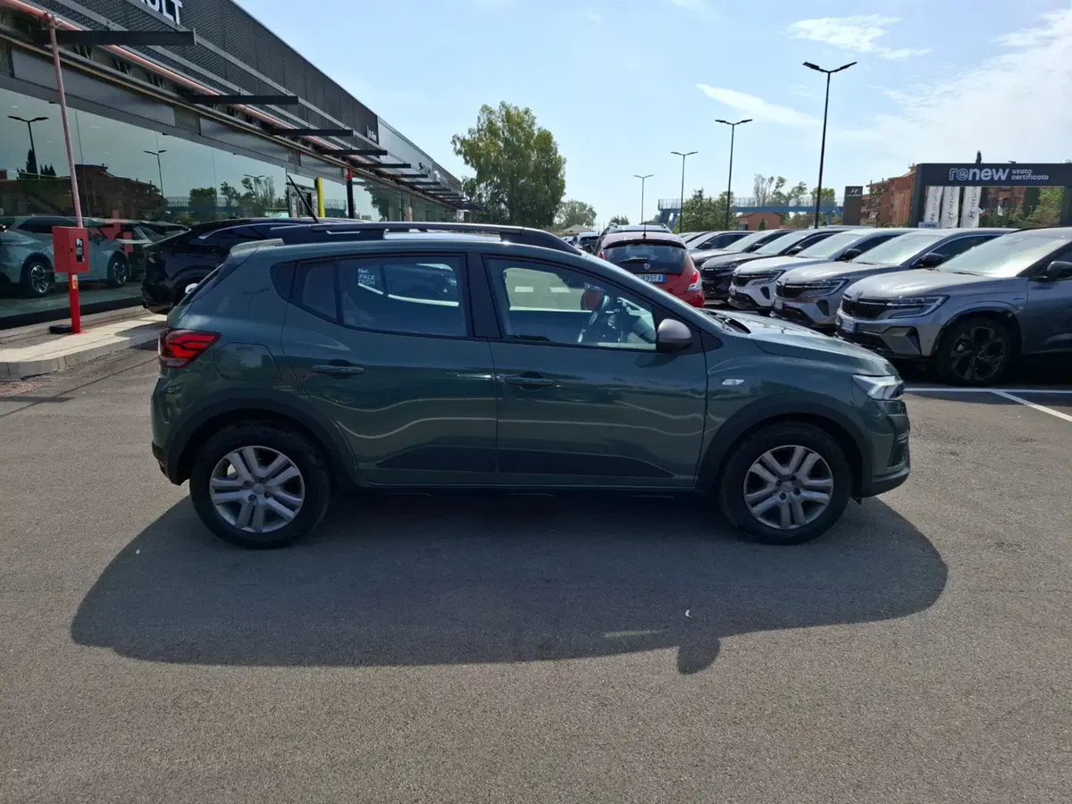 Dacia Sandero Stepway usata a Latina (8)