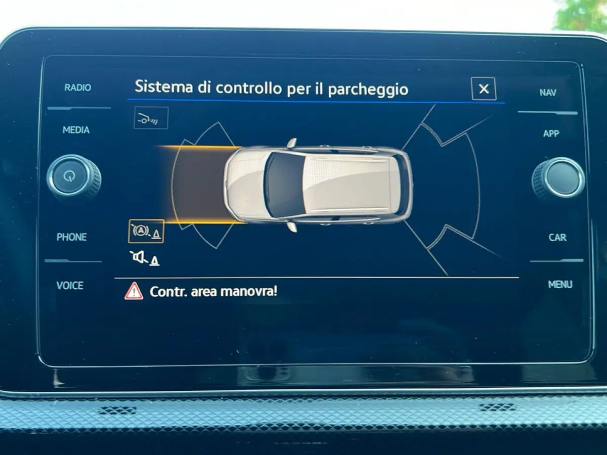 Volkswagen T-Cross nuova a Siena (15)