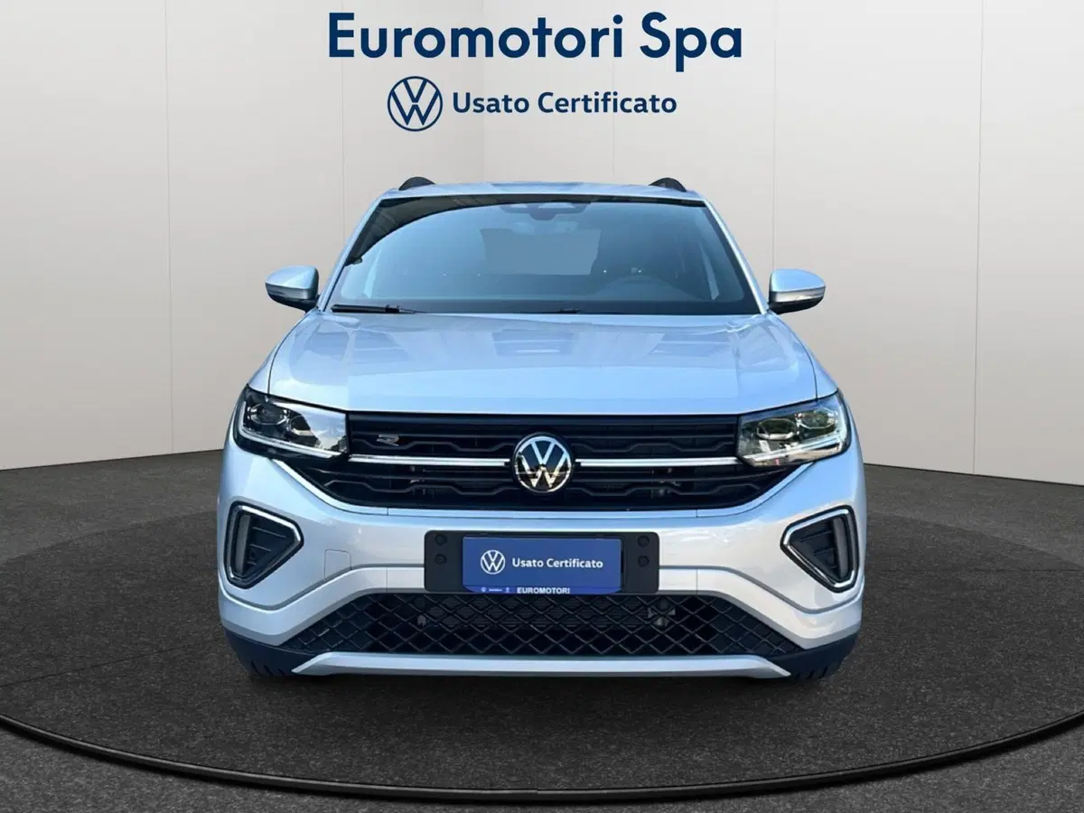 Volkswagen T-Cross nuova a Siena (8)