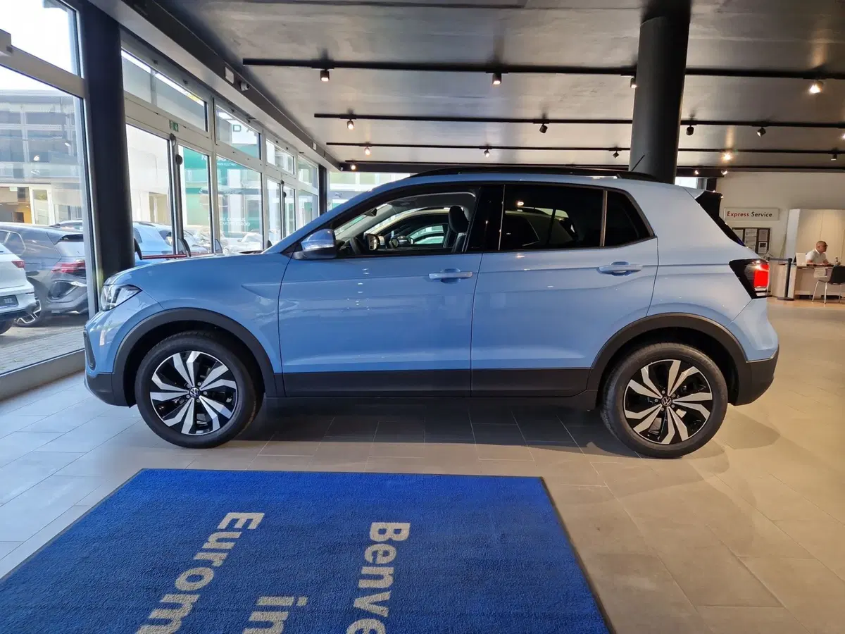 Volkswagen T-Cross nuova a Siena (2)
